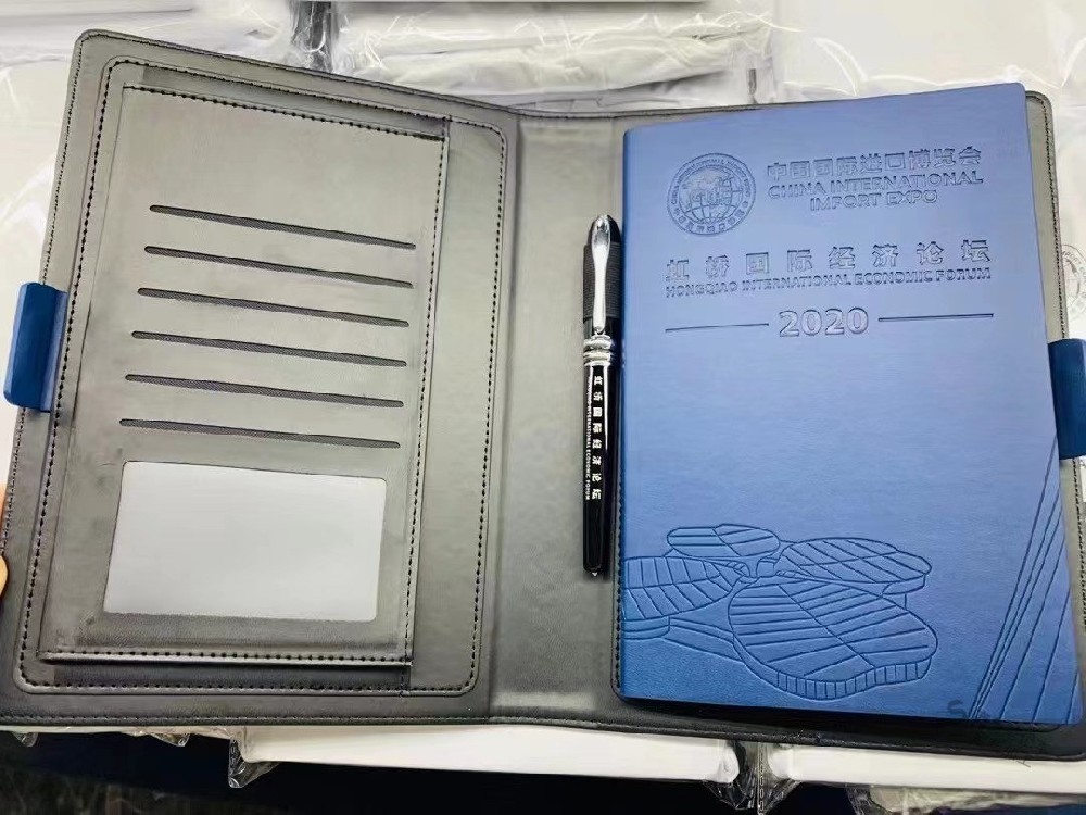 探討皮質(zhì)記事本的魅力：為什么它成為時(shí)尚達(dá)人的必備品？